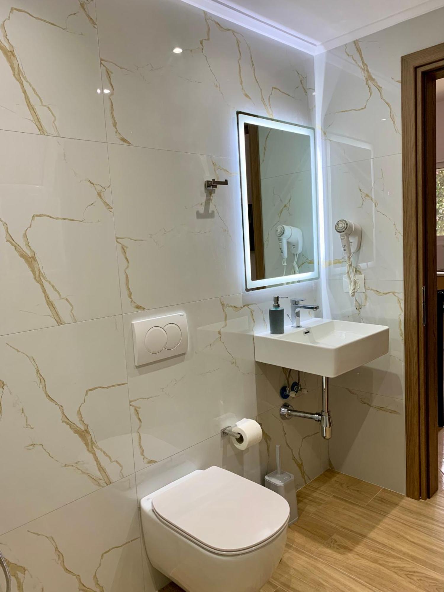 Maxus Apts Sarandë 외부 사진